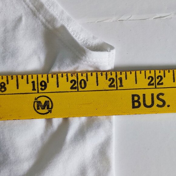 Under Armour " show your power" tank top white pink woman's size XL - Picture 8 of 10